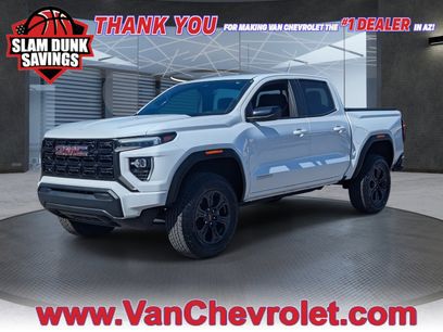 Used 2025 GMC Canyon Elevation