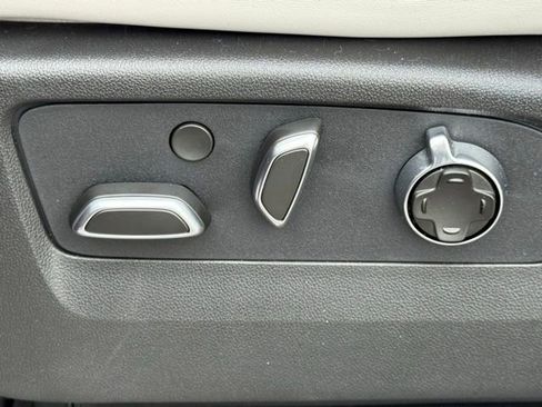 New 2026 Cadillac Escalade Platinum Luxury image 20