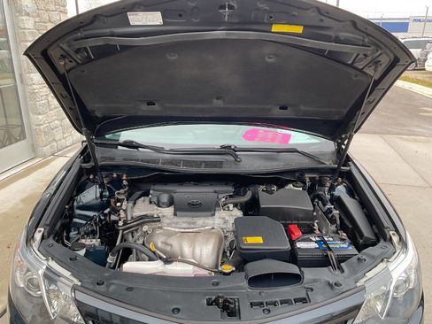 Used 2013 Toyota Camry SE image 41