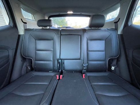 Used 2018 GMC Terrain Denali w/ Advanced Safety Package image 30