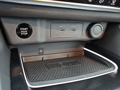 Certified 2025 Nissan Rogue SV w/ Rock Creek Premium Package image 23