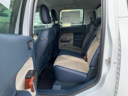 New 2025 Ford Maverick Lariat w/ 4K Tow Package AWD/4WD image 12