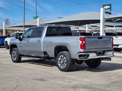 Certified 2025 Chevrolet Silverado 3500 LT w/ Texas Edition image 5