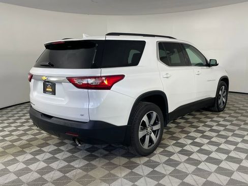 Certified 2019 Chevrolet Traverse LT w/ LT Premium Package AWD/4WD image 27