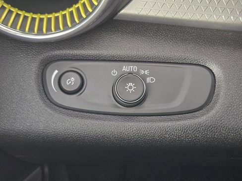 New 2026 Chevrolet Trax LT w/ Driver Confidence Package FWD image 22