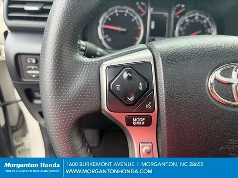 Used 2022 Toyota 4Runner Limited AWD/4WD image 18