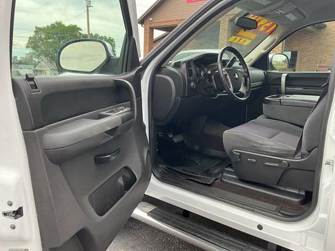 Used 2009 Chevrolet Silverado 1500 LT w/ Max Trailering Pack AWD/4WD image 22