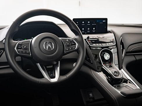 Certified 2025 Acura RDX SH-AWD image 4