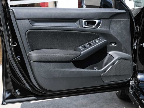 Used 2023 Honda Civic Sport image 35
