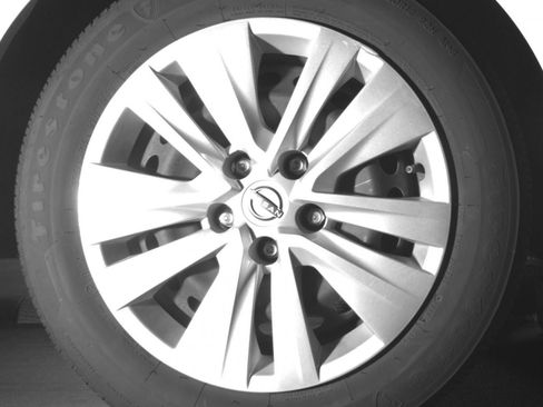 Used 2025 Nissan Sentra S image 15