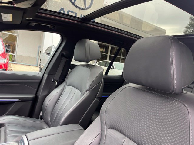 Used 2021 BMW X5 xDrive40i w/ M Sport Package AWD/4WD image 40