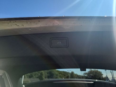 New 2025 Volkswagen Tiguan SE image 54