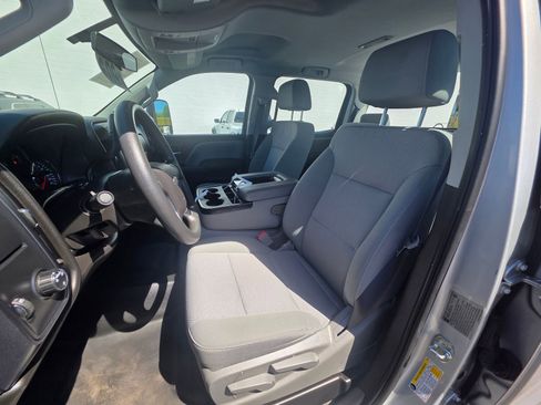 Used 2018 Chevrolet Silverado 3500 W/T RWD image 11