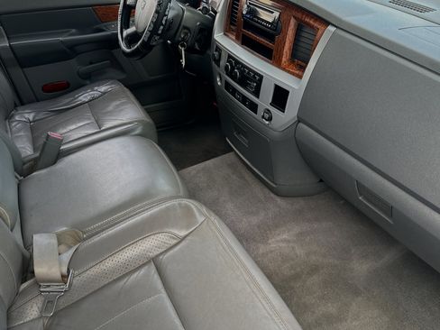 Used 2007 Dodge Ram 3500 Truck Laramie AWD/4WD image 15