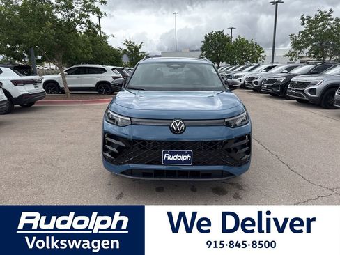 New 2026 Volkswagen Tiguan SE R-Line FWD image 8