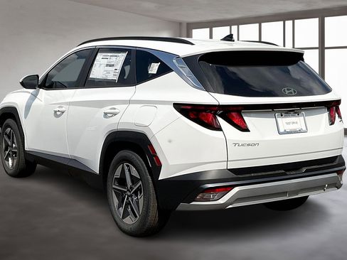 New 2026 Hyundai Tucson SEL image 3
