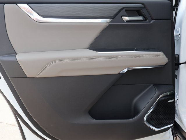 New 2026 GMC Acadia Elevation w/ Elevation Premium Package FWD image 19