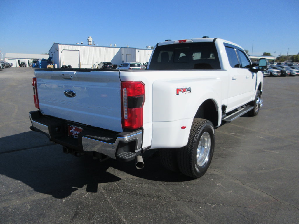 Used 2026 Ford F350 XLT w/ XLT Premium Package AWD/4WD image 6