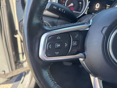 Used 2022 Jeep Wrangler Unlimited Sahara w/ Cold Weather Group AWD/4WD image 23