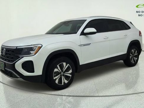 Used 2026 Volkswagen Atlas Cross Sport SE AWD/4WD image 5