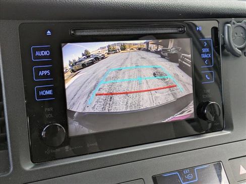 Used 2017 Toyota Sienna LE image 14