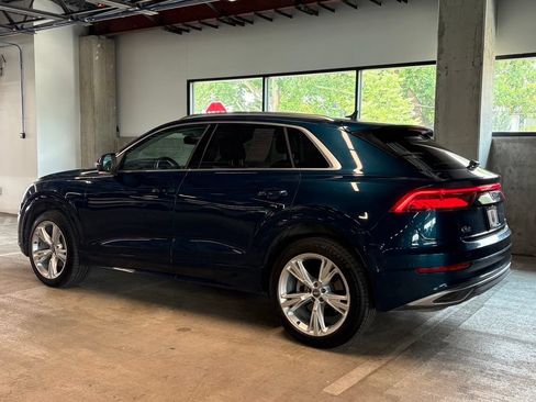 Used 2019 Audi Q8 Prestige w/ Luxury Package AWD/4WD image 2