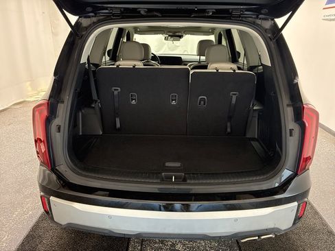 Used 2024 Kia Telluride S w/ S Sunroof Package image 6