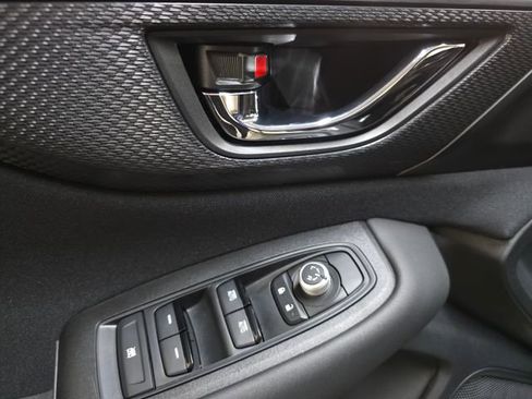 Used 2022 Subaru Outback Premium image 13