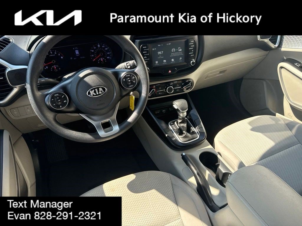 Used 2020 Kia Soul LX FWD image 14