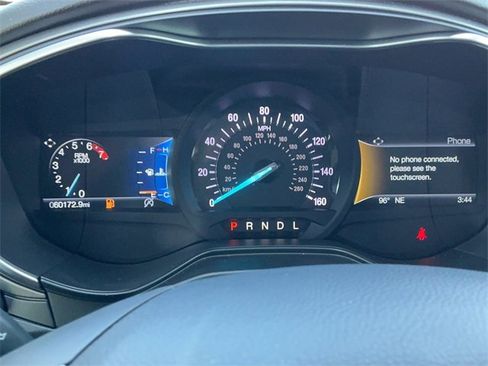 Used 2020 Ford Fusion SEL image 26