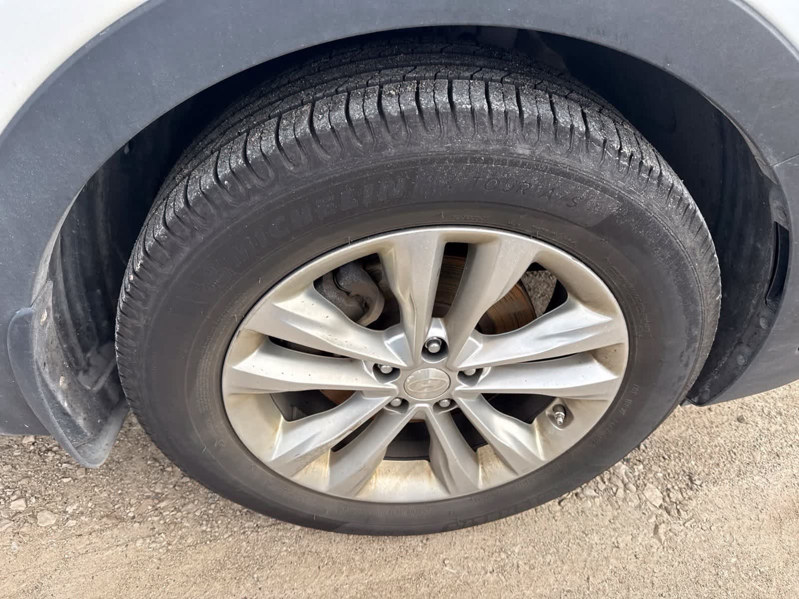Used 2018 Hyundai Santa Fe Sport 2.0T AWD/4WD image 5