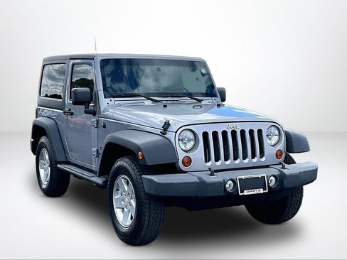 Used 2013 Jeep Wrangler Sport AWD/4WD image 12