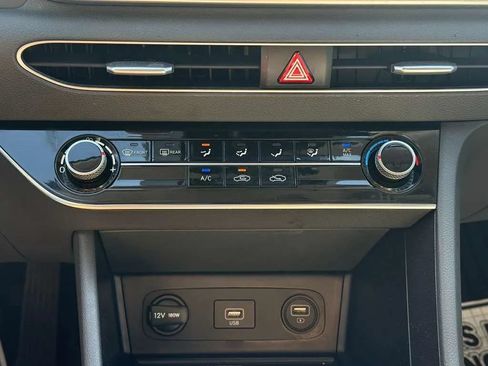 Used 2021 Hyundai Sonata SE FWD image 12