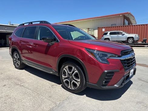 Used 2024 Subaru Ascent Limited w/ Technology Package AWD/4WD image 1