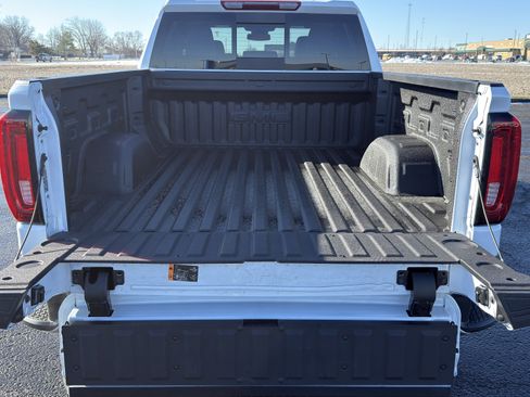 New 2026 GMC Sierra 1500 SLT w/ SLT Premium Plus Package image 11