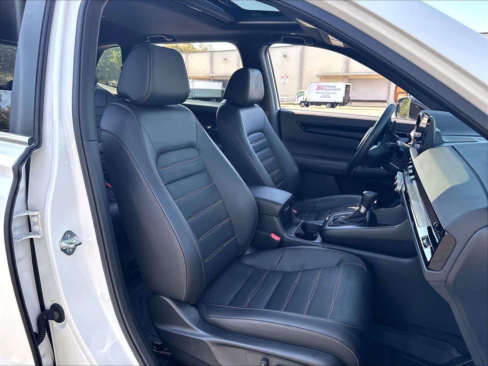 Used 2025 Honda CR-V Sport Touring image 10