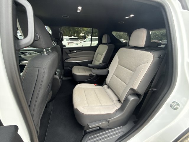 Certified 2026 Chevrolet Traverse LT w/ Driver Confidence Package FWD image 26