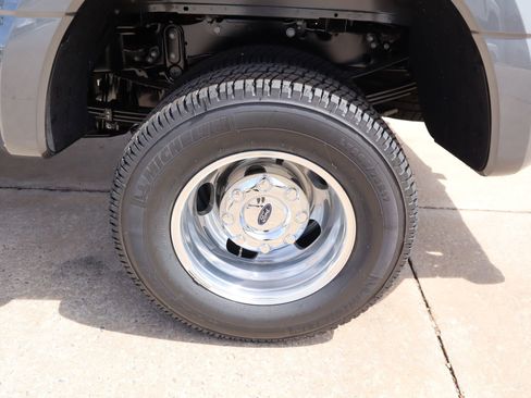 New 2026 Ford F350 XL AWD/4WD image 18