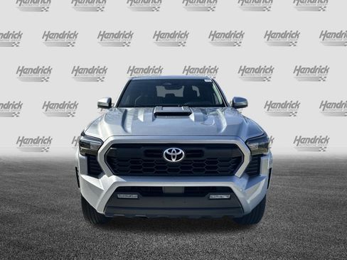 Certified 2025 Toyota Tacoma TRD Sport image 3