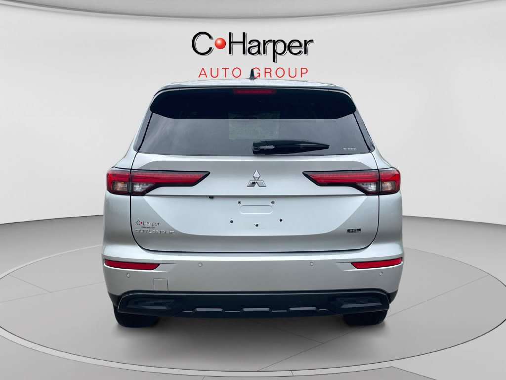 Used 2023 Mitsubishi Outlander SEL Black Edition AWD/4WD image 4