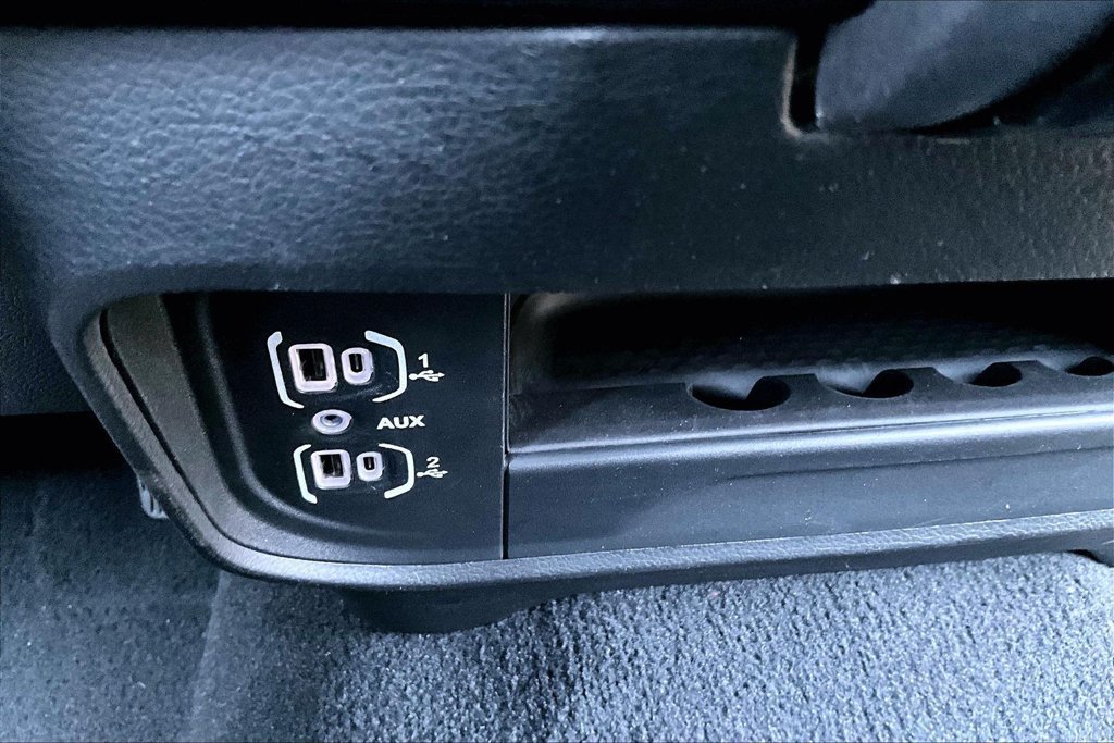 Certified 2025 RAM 2500 Big Horn AWD/4WD image 12