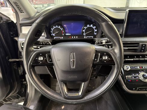 Used 2021 Lincoln Corsair FWD w/ Equipment Group 101A image 15