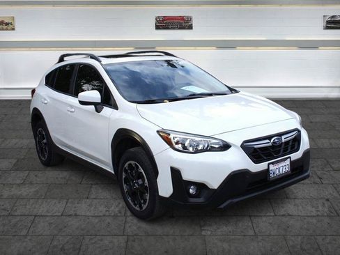 Used 2021 Subaru Crosstrek 2.0i Premium w/ Moonroof Package AWD/4WD image 1