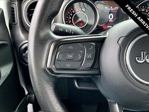 Used 2022 Jeep Gladiator Sport w/ Trailer Tow Package image 12