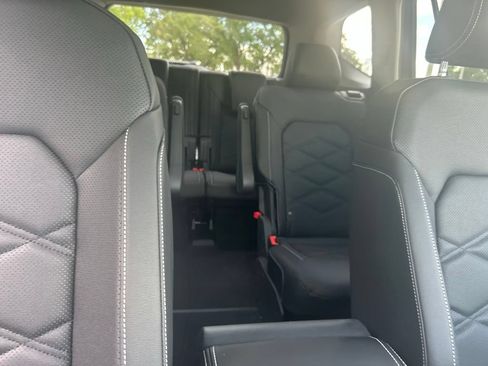 New 2026 Volkswagen Atlas SE FWD image 36