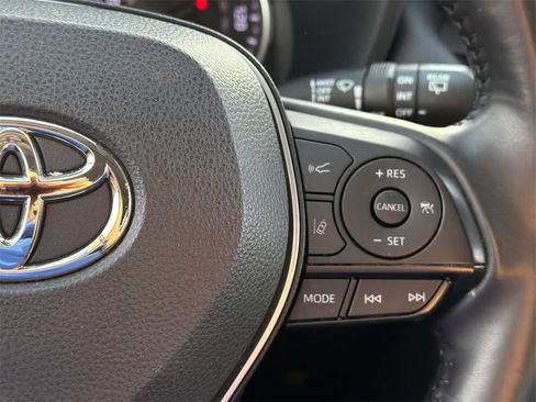 Certified 2022 Toyota RAV4 XLE Premium image 13