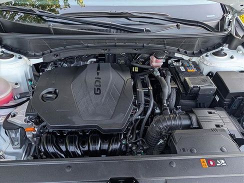 Certified 2022 Hyundai Santa Cruz SEL FWD image 10