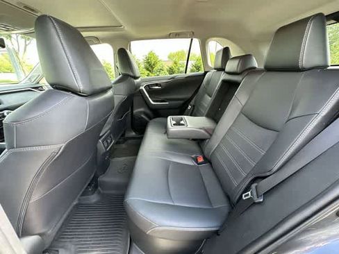 Used 2021 Toyota RAV4 Limited AWD/4WD image 20