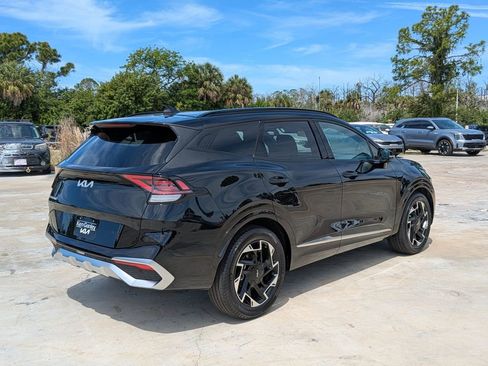 Certified 2025 Kia Sportage SX image 8