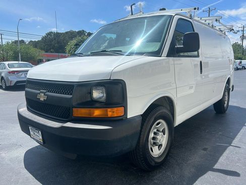 Used 2016 Chevrolet Express 2500 RWD image 4